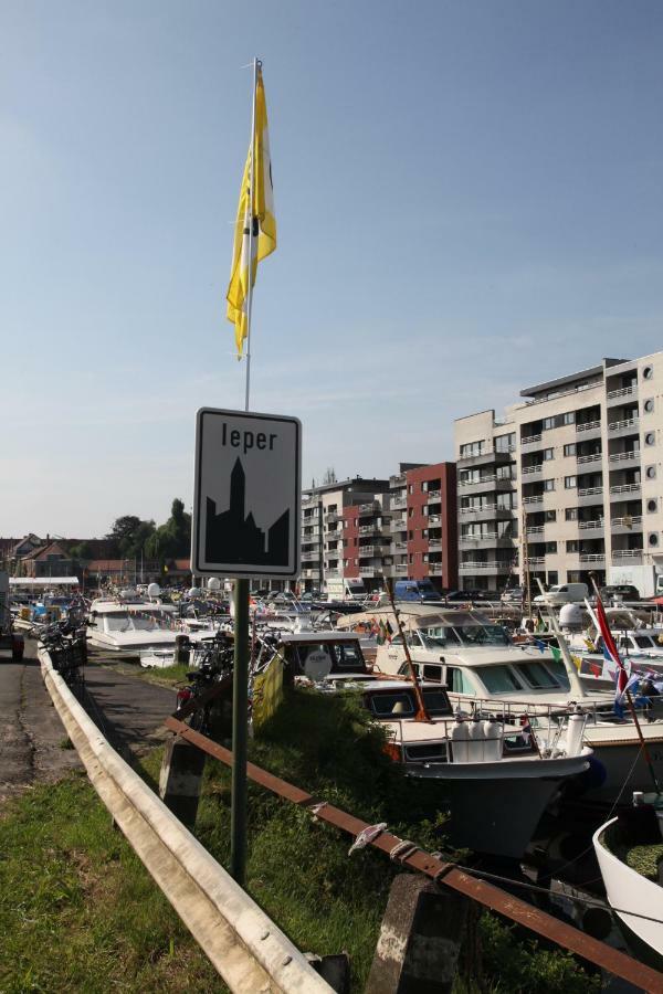 Temps De Pose Apartment Ieper Luaran gambar